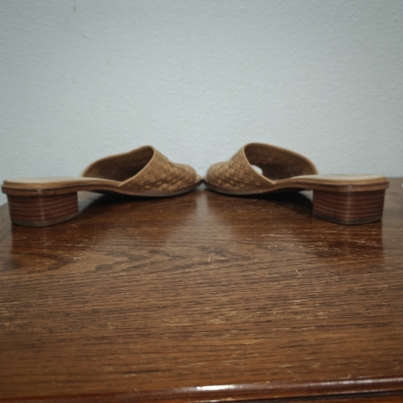 Everlane The City Sandles Size 10.5 Leather Beige Slip On Mules - Picture 5 of 12